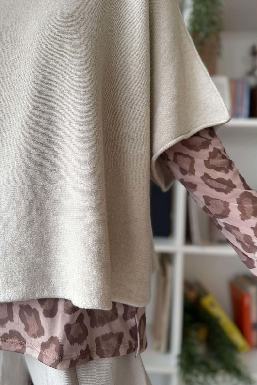 Bobby Mesh Layering Top Leopard Mocha